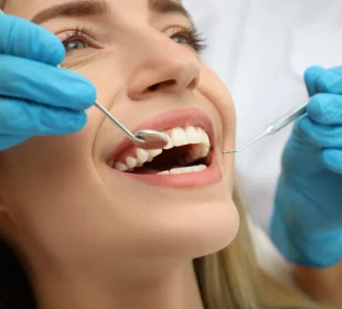 Cosmetic Dentist